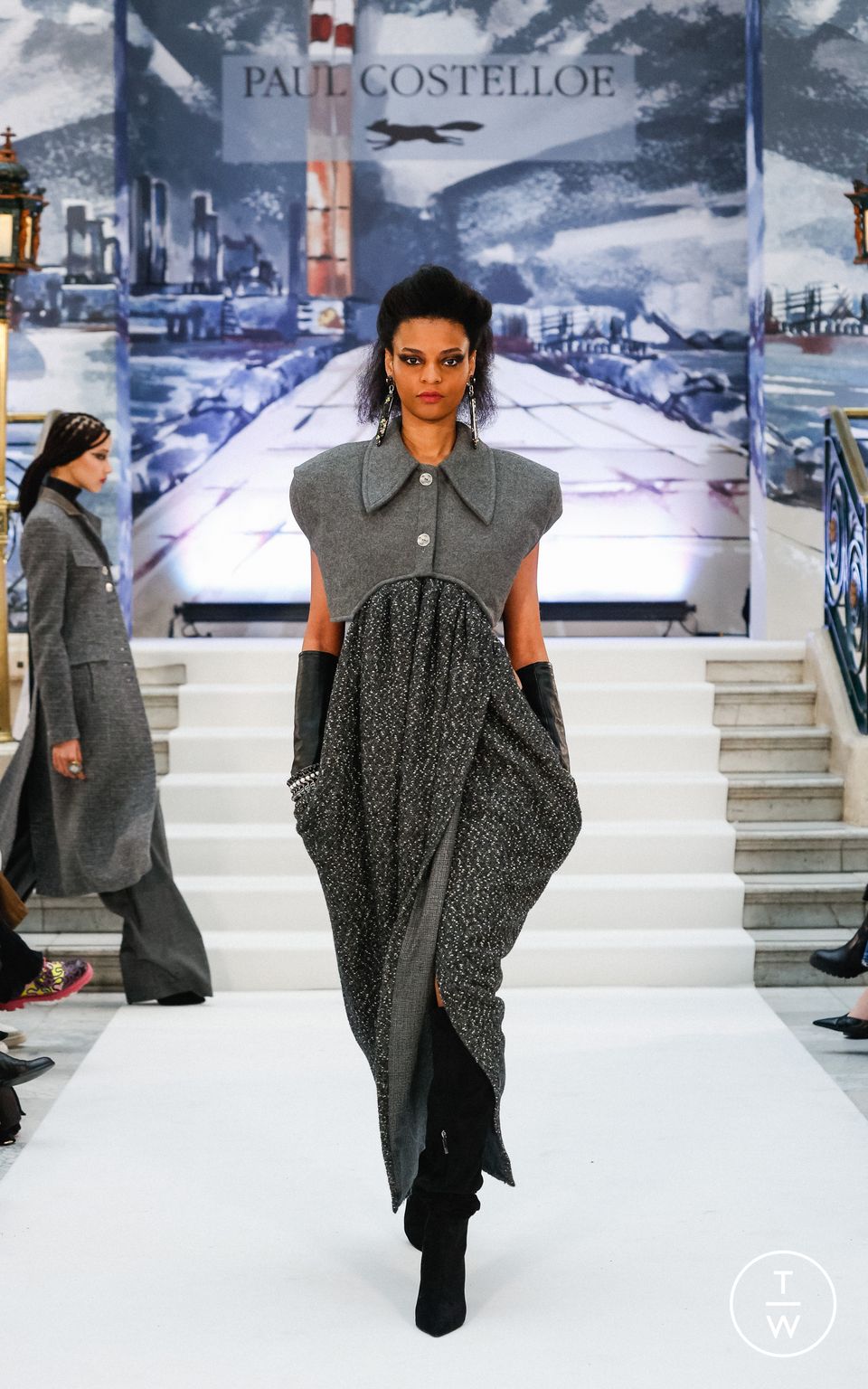 Fashion Week London Fall/Winter 2023 look 12 from the Paul Costelloe collection womenswear