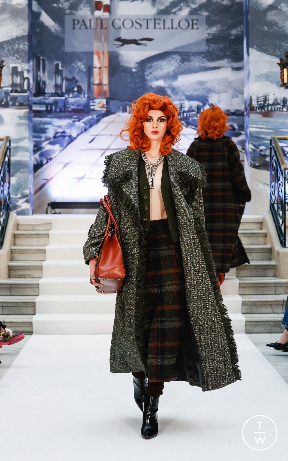 Fashion Week London Fall/Winter 2023 look 34 from the Paul Costelloe collection womenswear