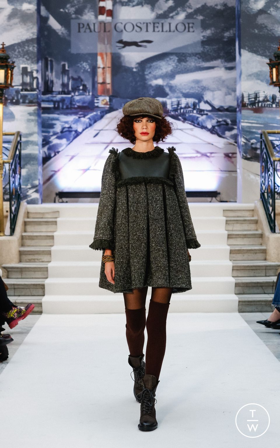 Fashion Week London Fall/Winter 2023 look 36 from the Paul Costelloe collection womenswear