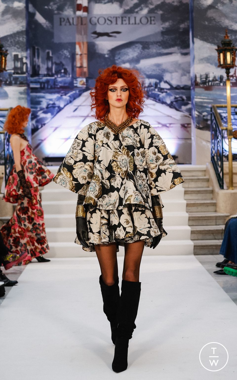 Fashion Week London Fall/Winter 2023 look 50 from the Paul Costelloe collection womenswear