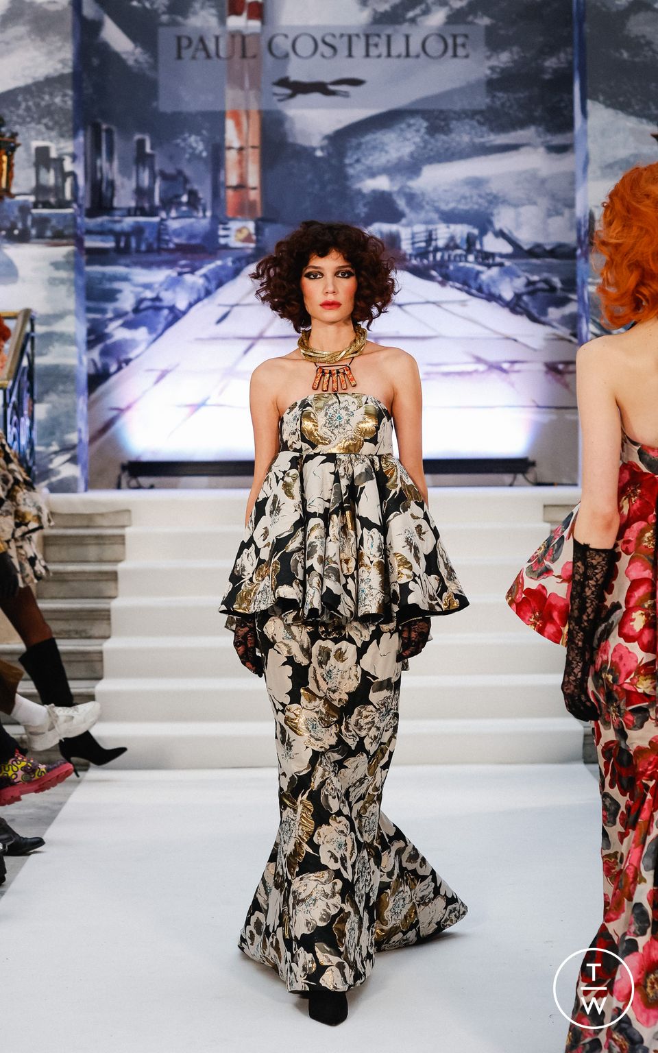 Fashion Week London Fall/Winter 2023 look 51 from the Paul Costelloe collection womenswear