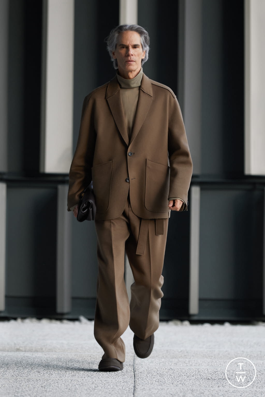 Fashion Week Milan Fall/Winter 2021 look 17 from the ZEGNA collection menswear