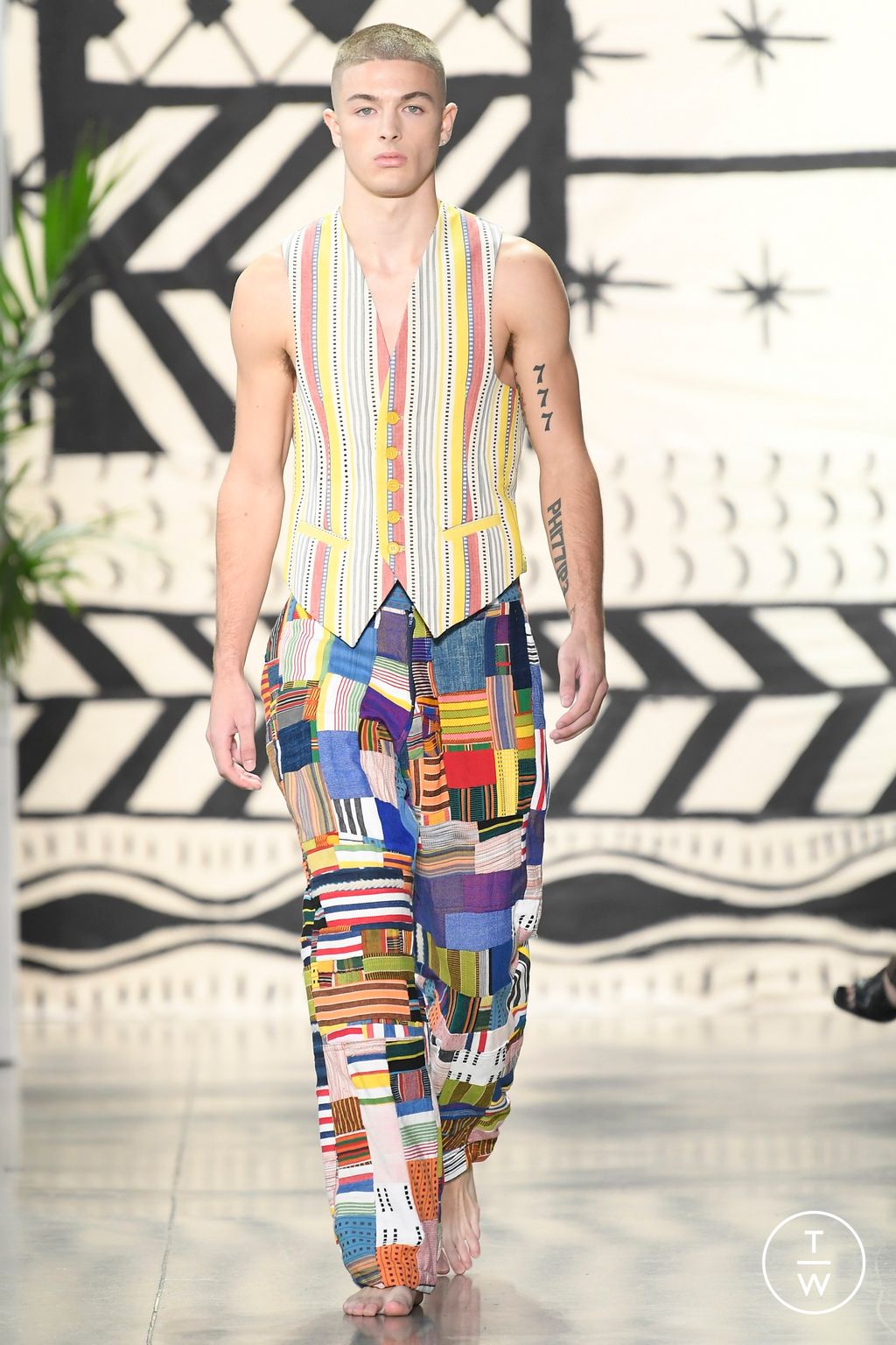 Fashion Week New York Spring/Summer 2023 look 11 from the Studio 189 collection 女装
