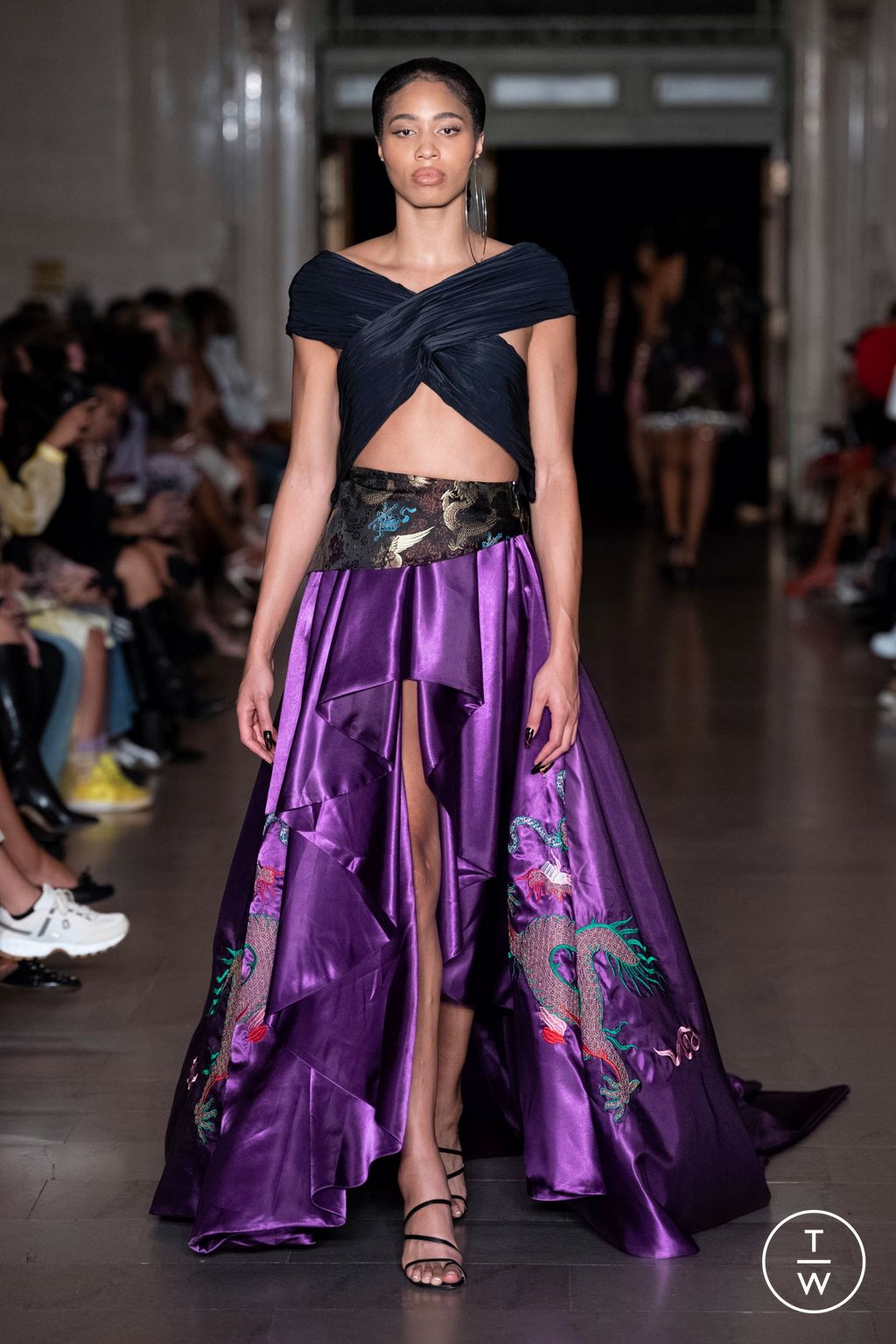 Fashion Week New York Spring/Summer 2023 look 41 from the Kim Shui collection 女装