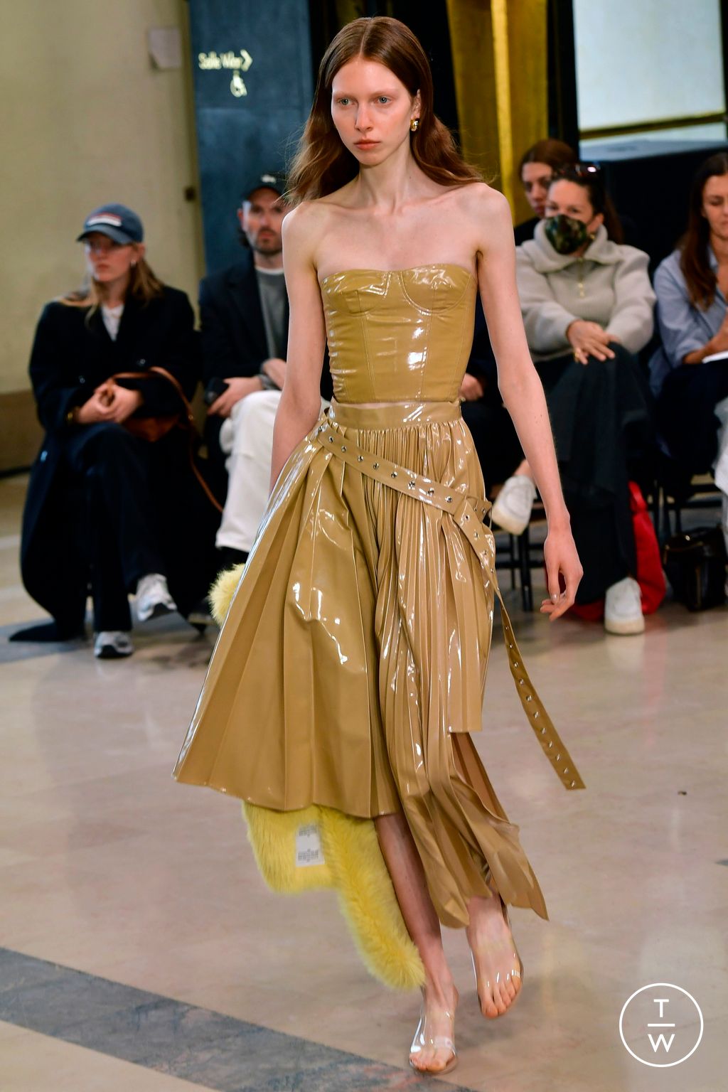 Fashion Week Paris Spring/Summer 2023 look 27 from the Rokh collection 女装