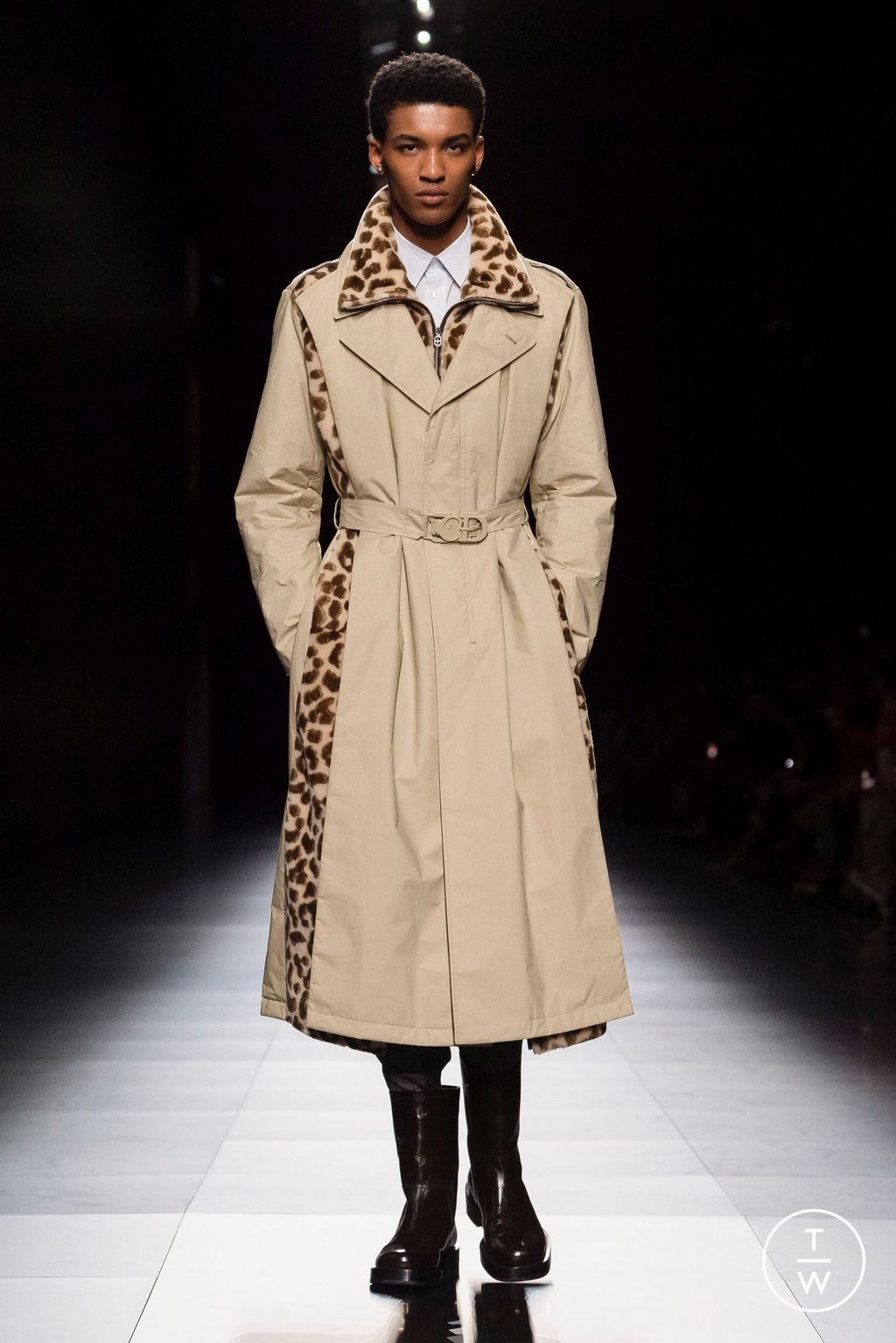 Fashion Week Paris Fall/Winter 2023 look 21 de la collection Dior Men menswear