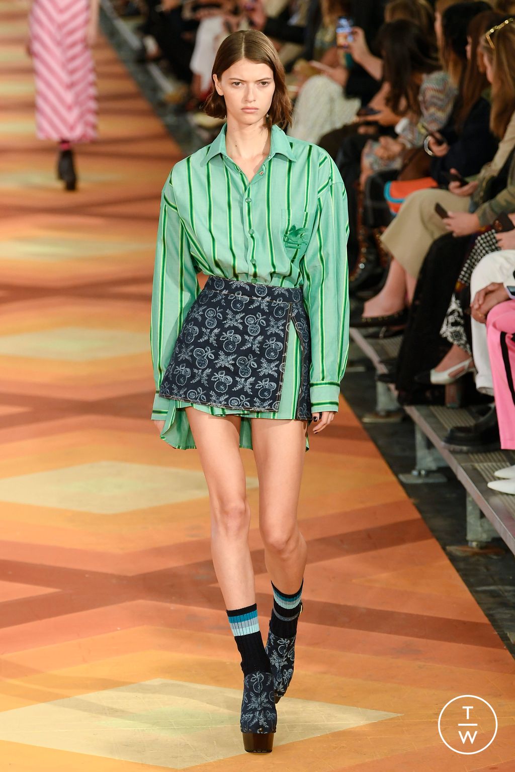 Fashion Week Milan Spring/Summer 2023 look 10 from the Etro collection 女装