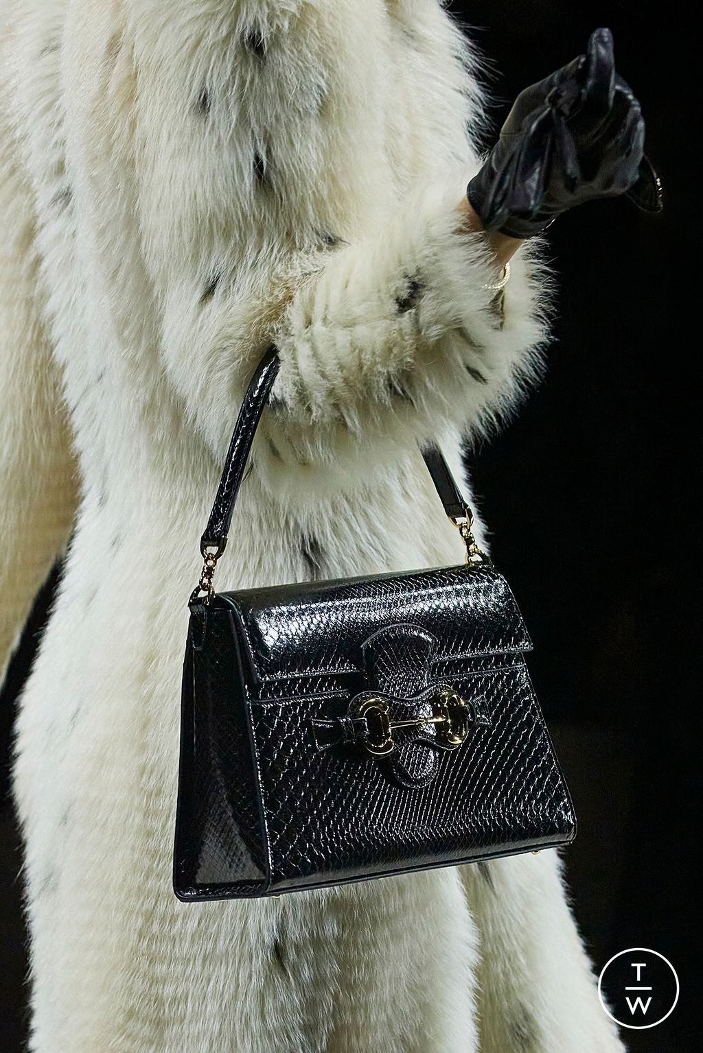 Fashion Week Milan Fall/Winter 2026 look 10 from the Gucci collection womenswear accessories