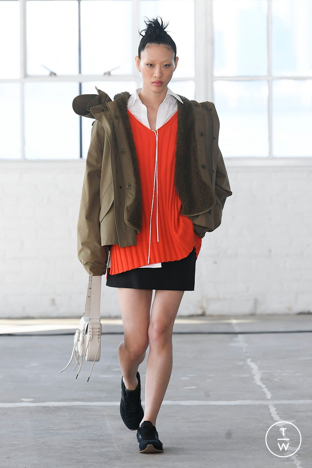 Fashion Week New York Spring/Summer 2023 look 2 from the Altuzarra collection womenswear