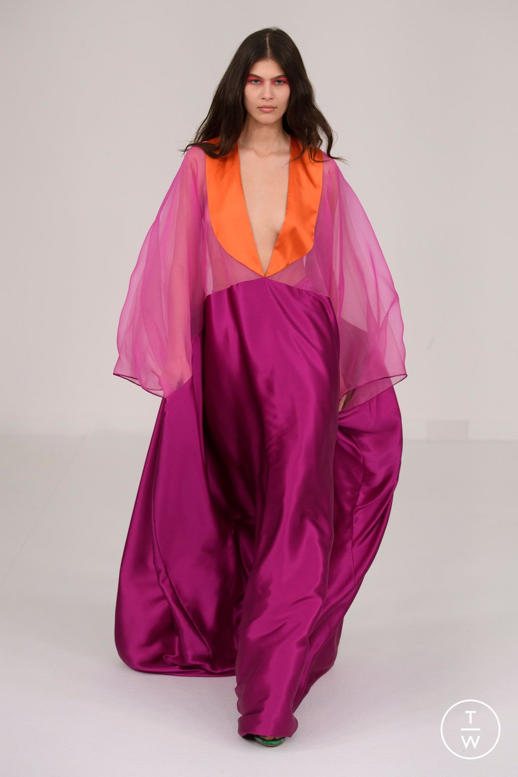 Fashion Week Paris Spring/Summer 2023 look 32 de la collection Alexis Mabille couture