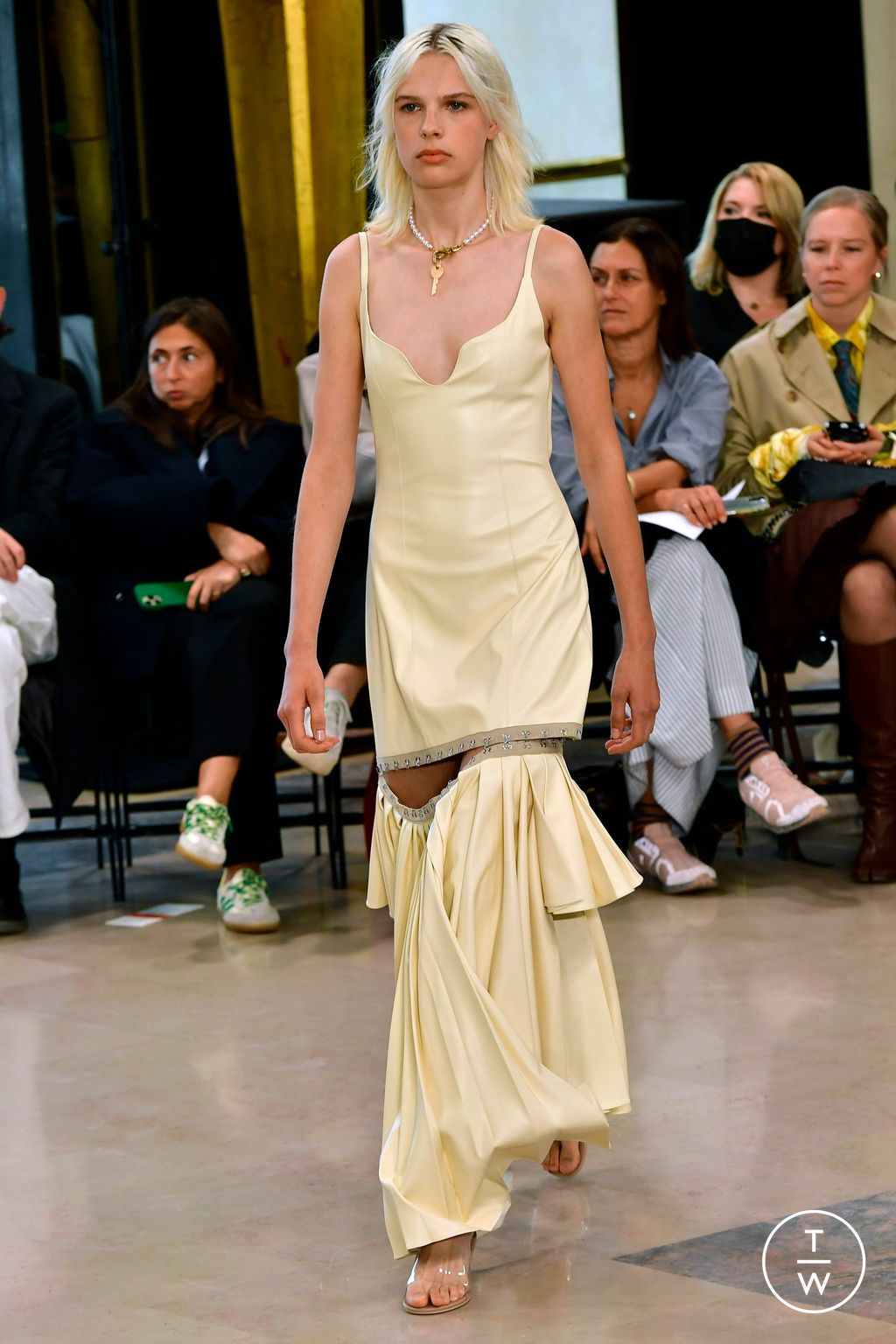 Fashion Week Paris Spring/Summer 2023 look 26 from the Rokh collection womenswear