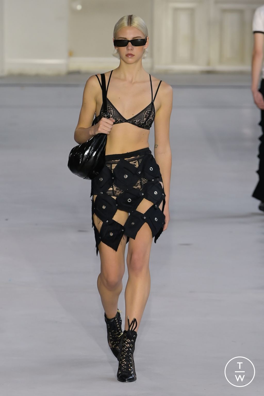 Fashion Week Paris Spring/Summer 2023 look 32 from the Victoria/tomas collection womenswear