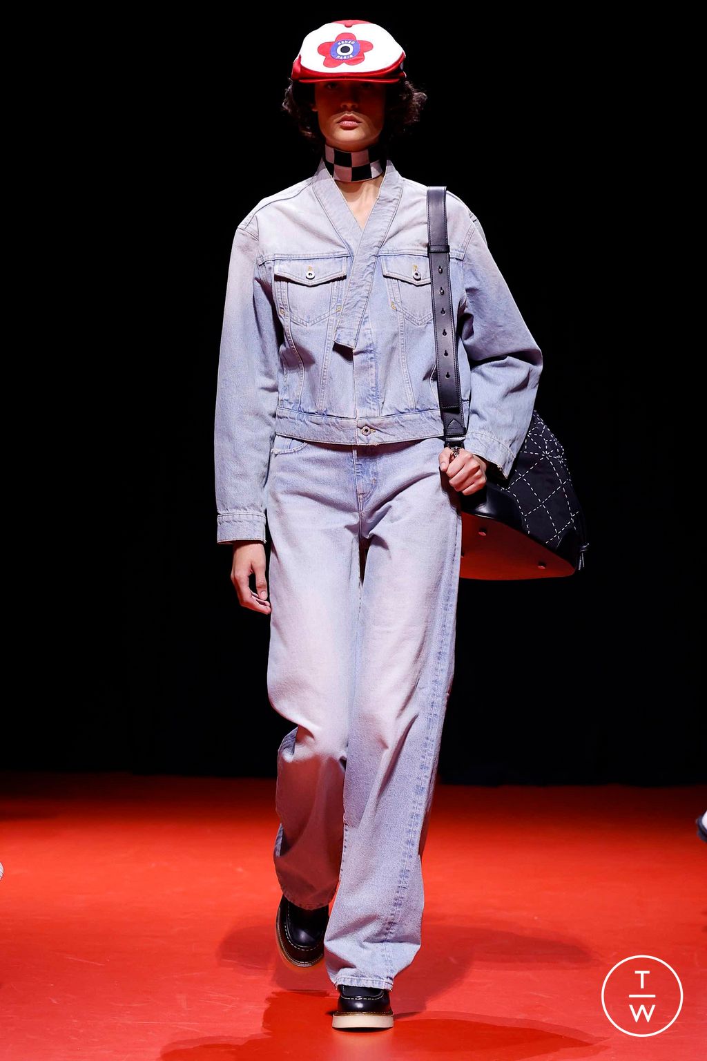 Fashion Week Paris Fall/Winter 2023 look 35 de la collection Kenzo menswear