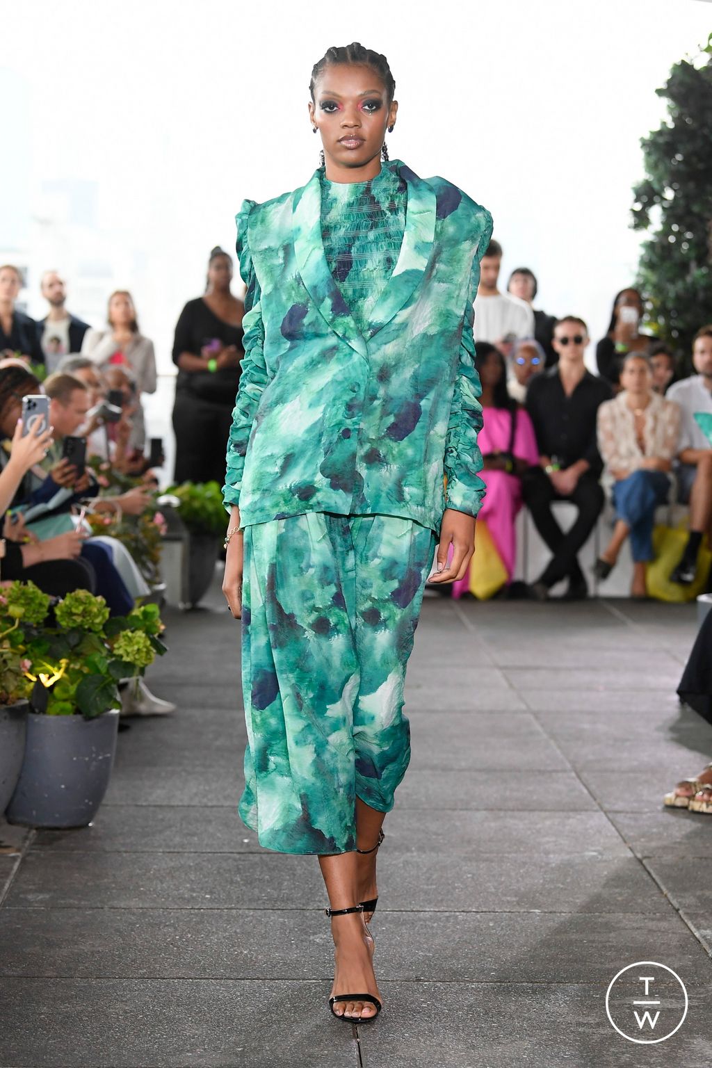 Fashion Week New York Spring/Summer 2023 look 12 from the Marrisa Wilson collection 女装