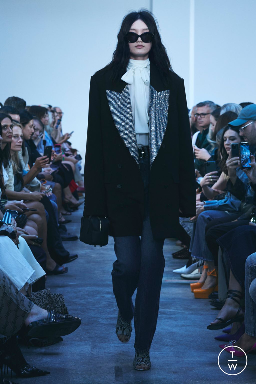 Fashion Week New York Spring/Summer 2023 look 36 de la collection Khaite womenswear