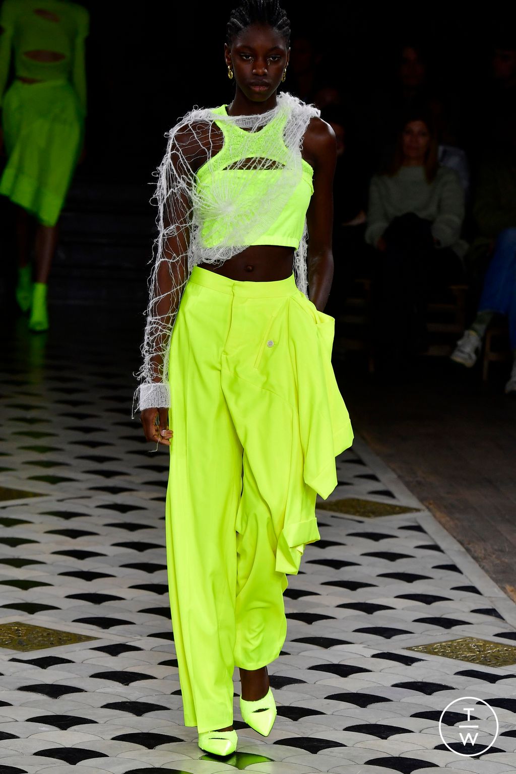 Fashion Week Paris Spring/Summer 2023 look 39 from the Undercover collection 女装