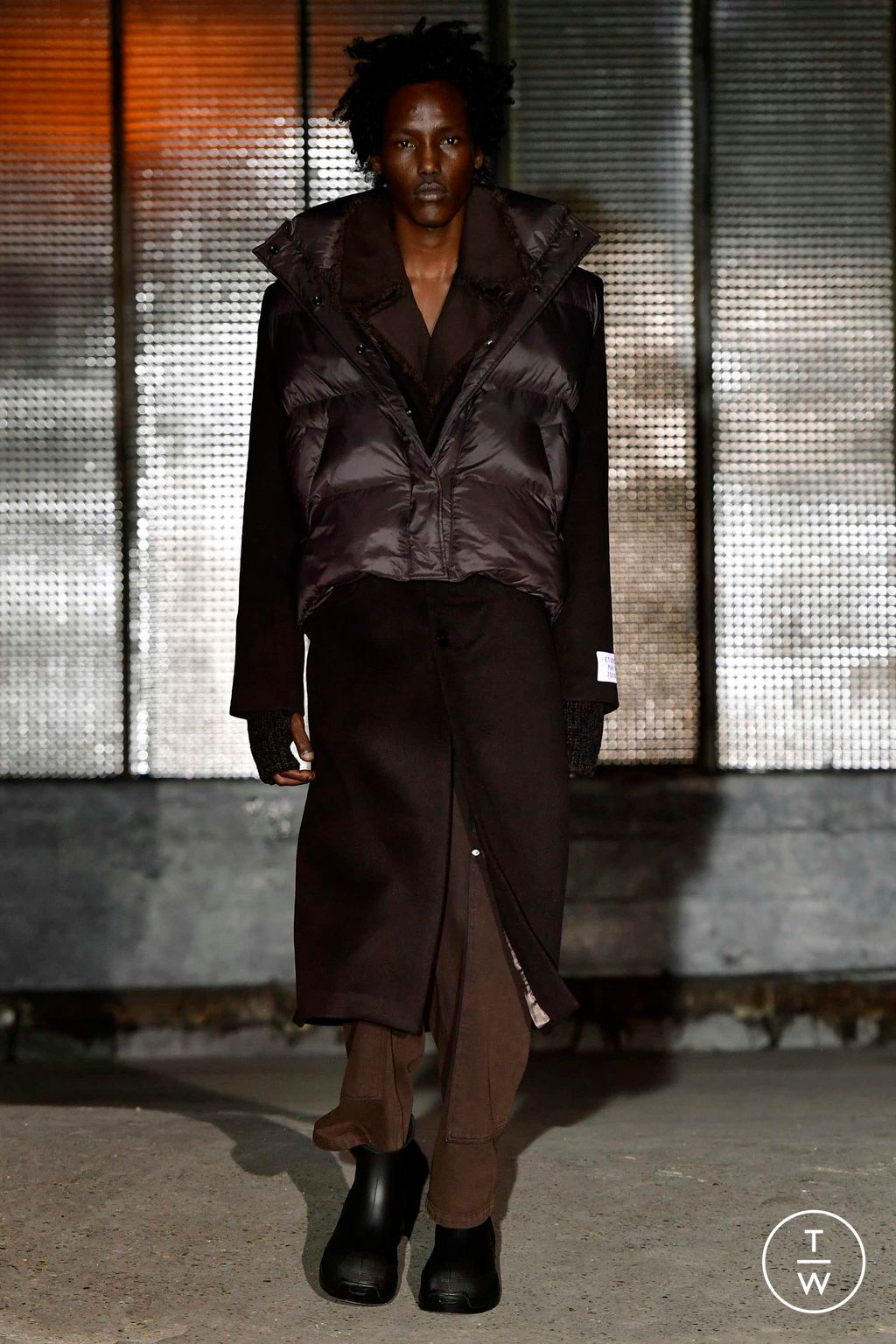 Fashion Week Paris Fall/Winter 2023 look 19 from the Études collection menswear