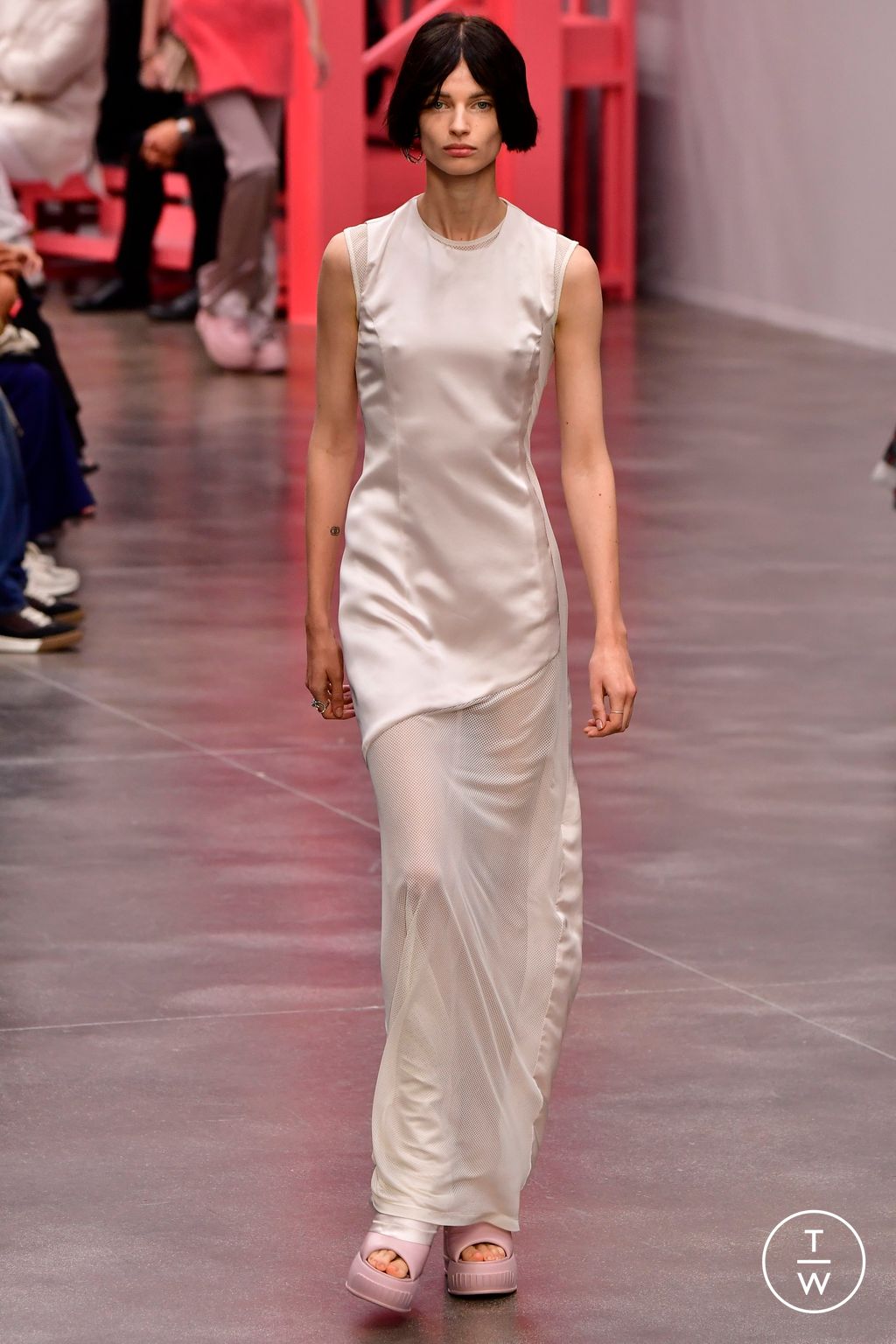 Fashion Week Milan Spring/Summer 2023 look 58 de la collection Fendi womenswear