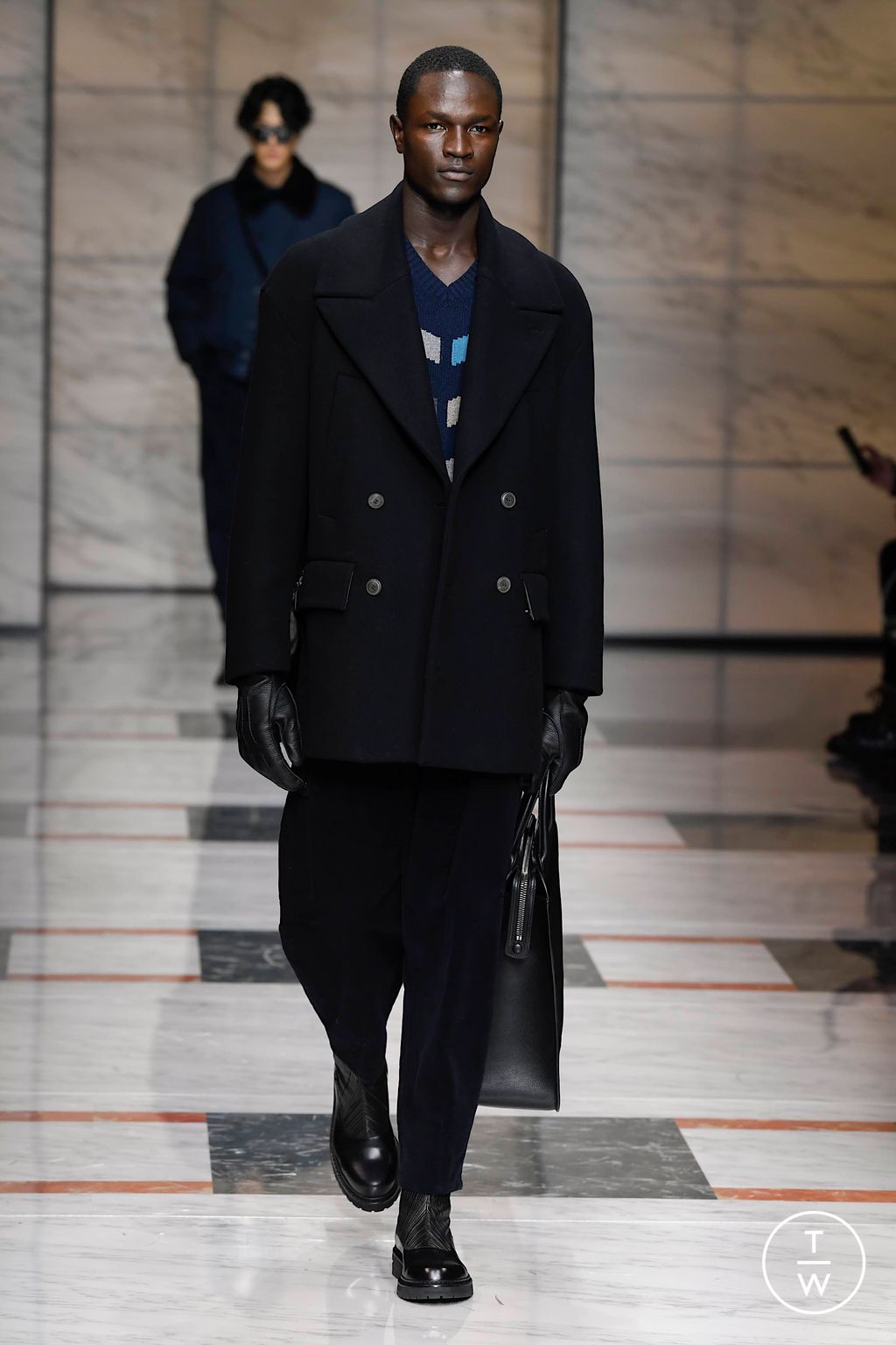 Fashion Week Milan Fall/Winter 2023 look 39 from the Giorgio Armani collection menswear