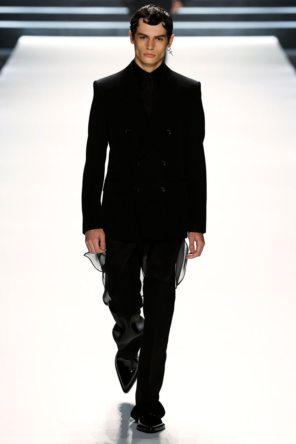 Fashion Week Milan Fall/Winter 2023 look 25 from the Dolce & Gabbana collection 男装