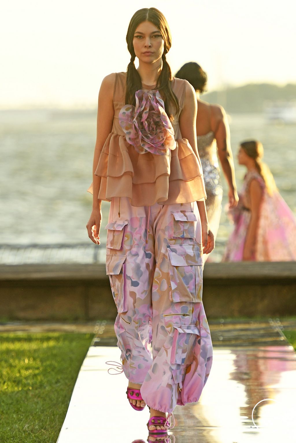 Fashion Week New York Spring/Summer 2023 look 12 from the Cynthia Rowley collection womenswear