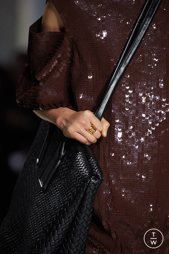 Fashion Week Milan Fall/Winter 2020 look 9 from the Bottega Veneta collection womenswear accessories