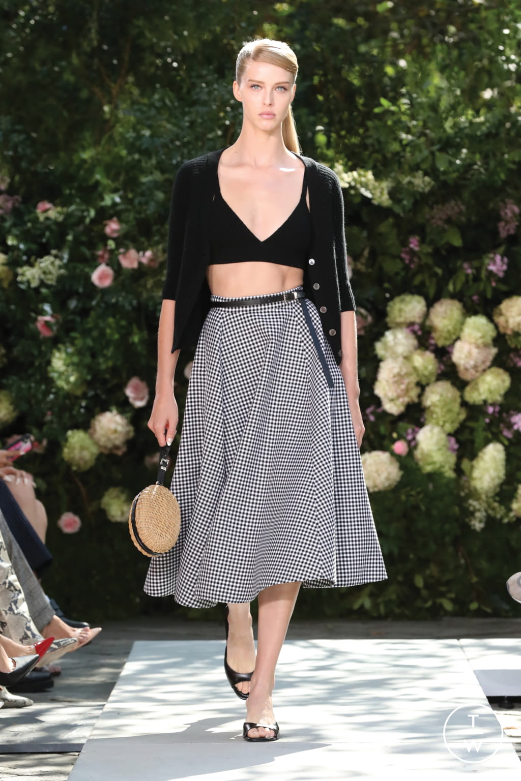 Fashion Week New York Spring/Summer 2022 look 18 de la collection Michael Kors Collection womenswear