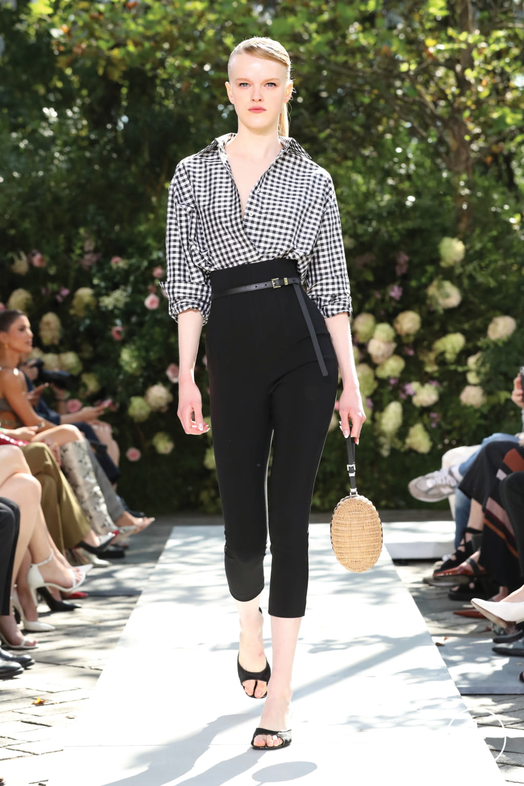 Fashion Week New York Spring/Summer 2022 look 20 de la collection Michael Kors Collection womenswear
