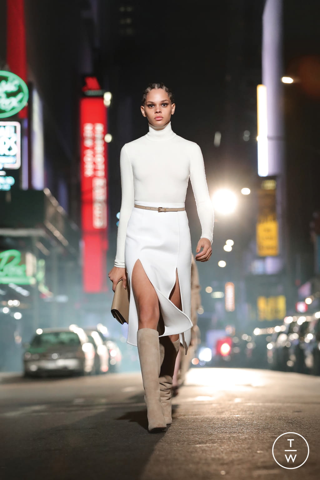 Fashion Week New York Fall/Winter 2021 look 20 from the Michael Kors Collection collection 女装
