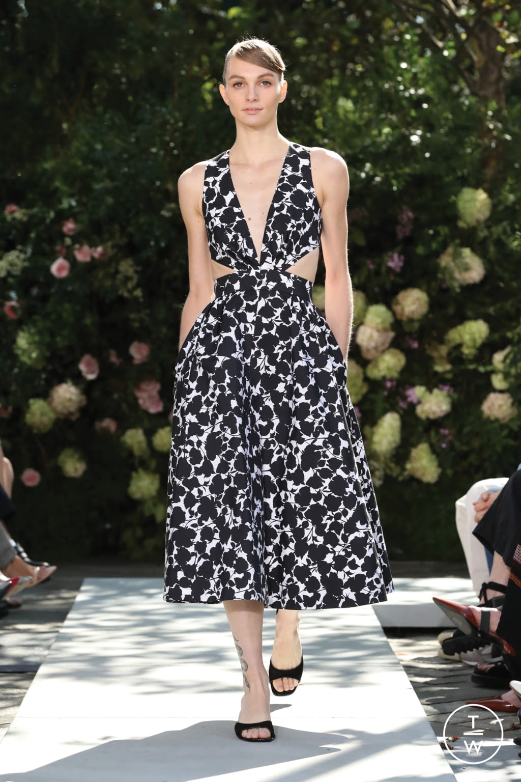 Fashion Week New York Spring/Summer 2022 look 38 from the Michael Kors Collection collection 女装