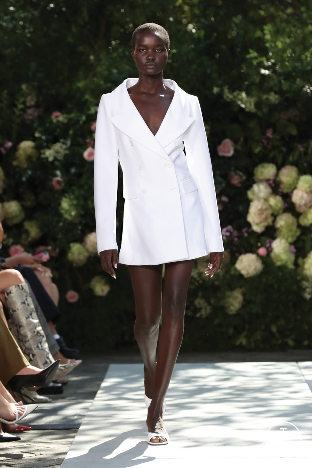 Fashion Week New York Spring/Summer 2022 look 4 from the Michael Kors Collection collection 女装