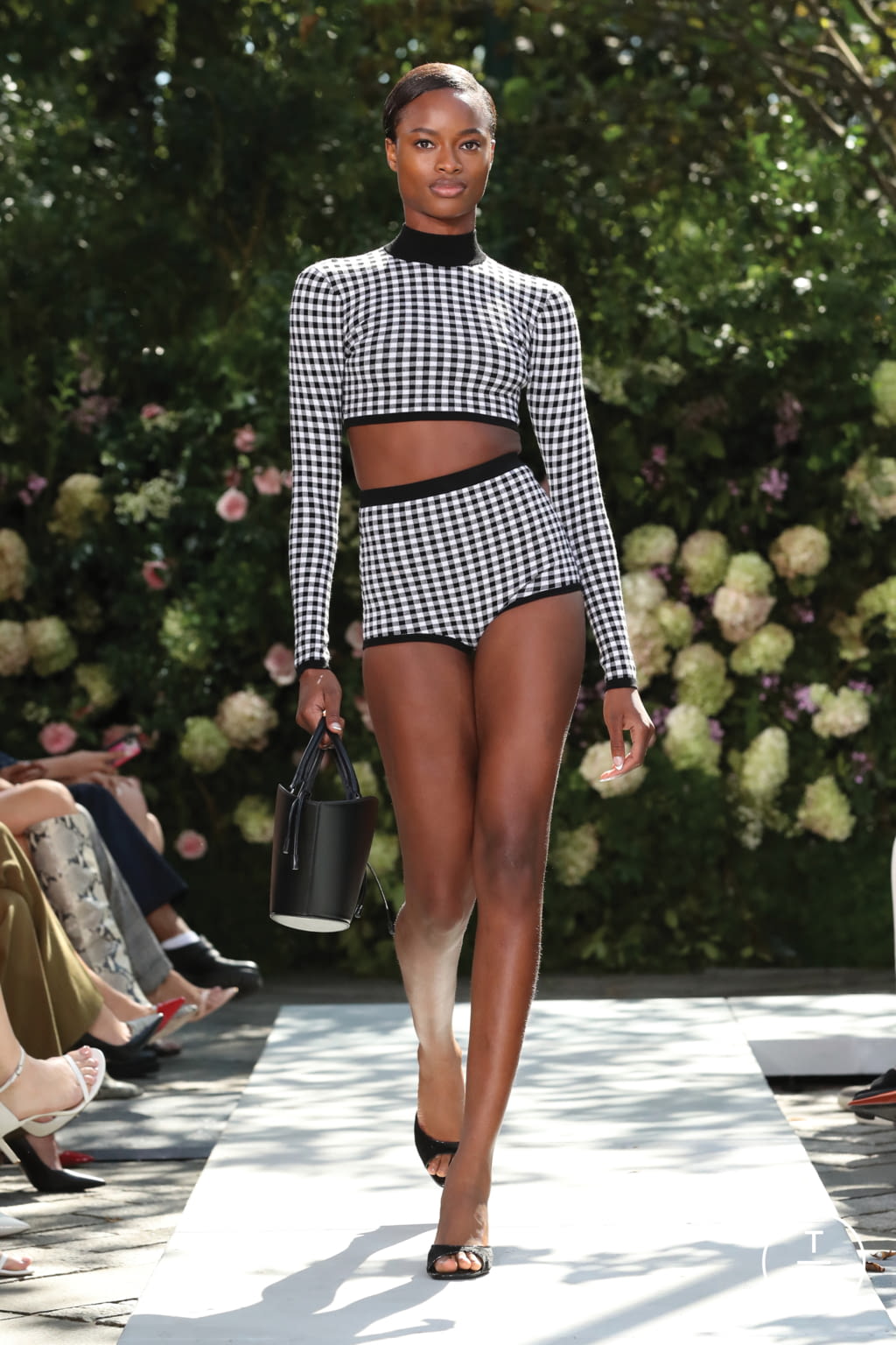 Fashion Week New York Spring/Summer 2022 look 42 from the Michael Kors Collection collection 女装