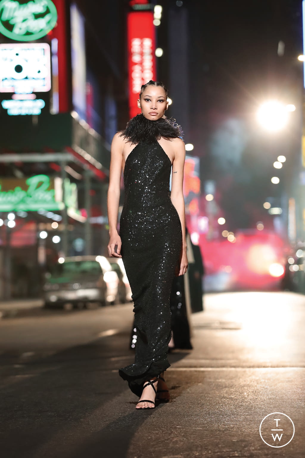 Fashion Week New York Fall/Winter 2021 look 59 de la collection Michael Kors Collection womenswear