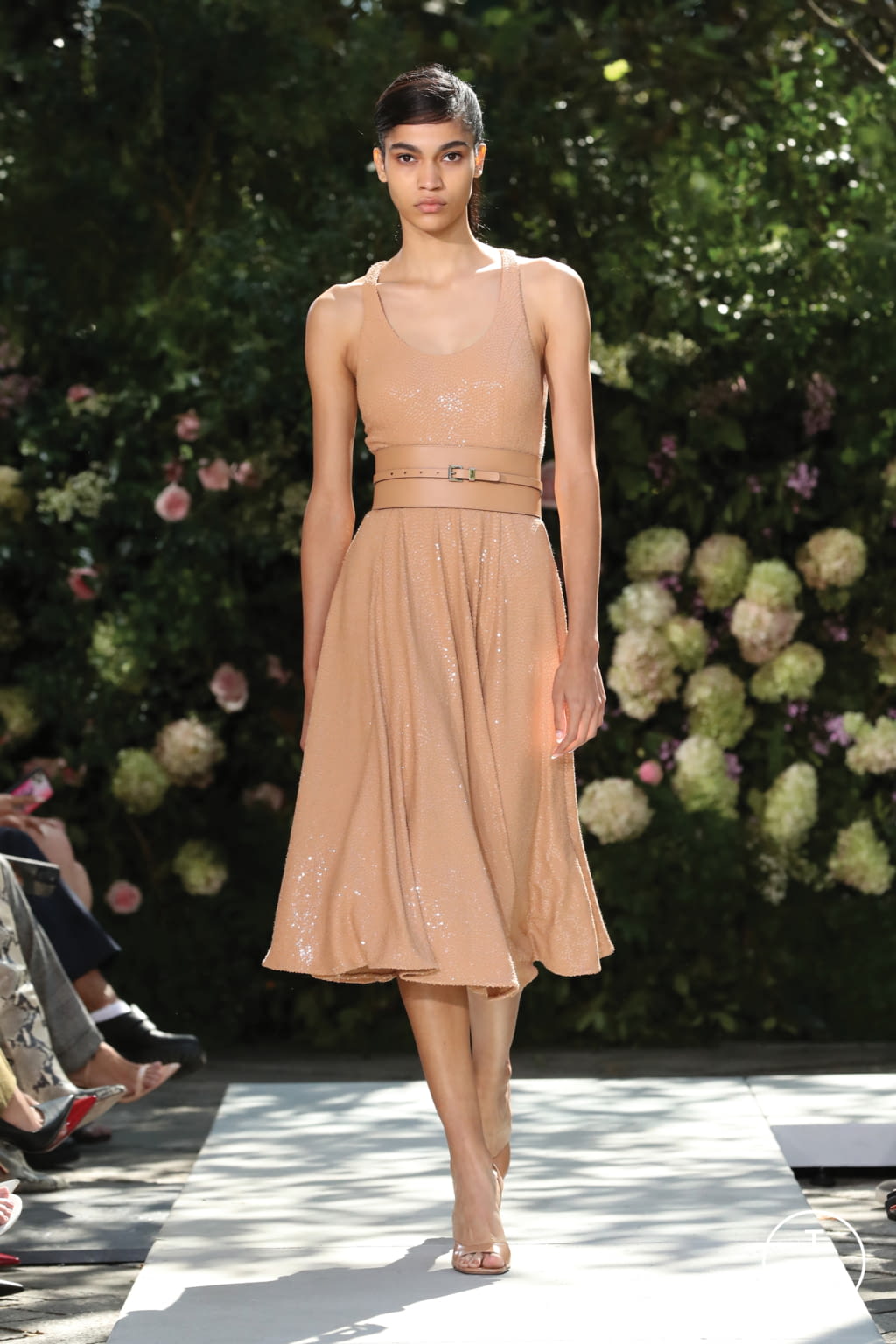Fashion Week New York Spring/Summer 2022 look 61 from the Michael Kors Collection collection 女装