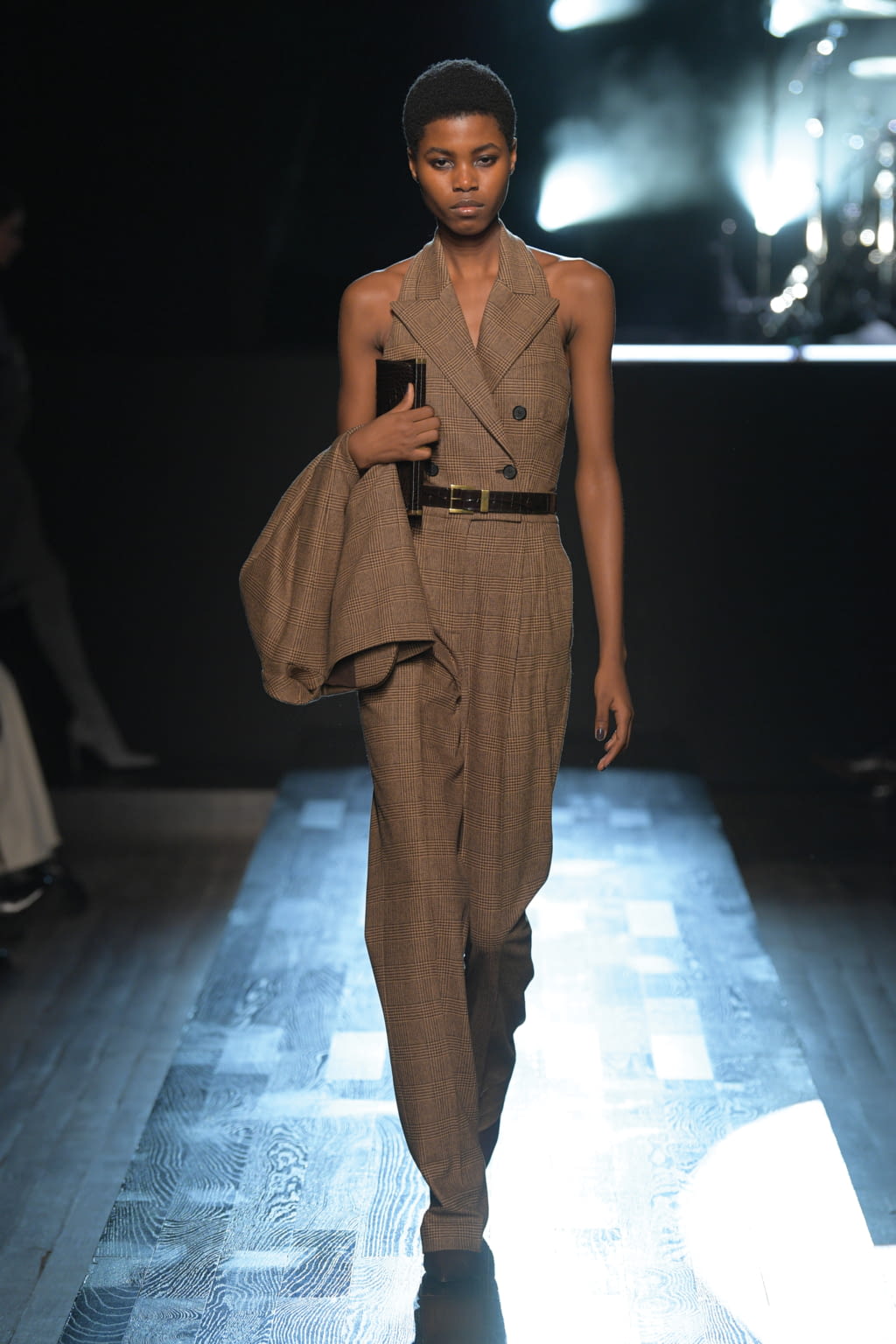Fashion Week New York Fall/Winter 2022 look 19 de la collection Michael Kors Collection womenswear