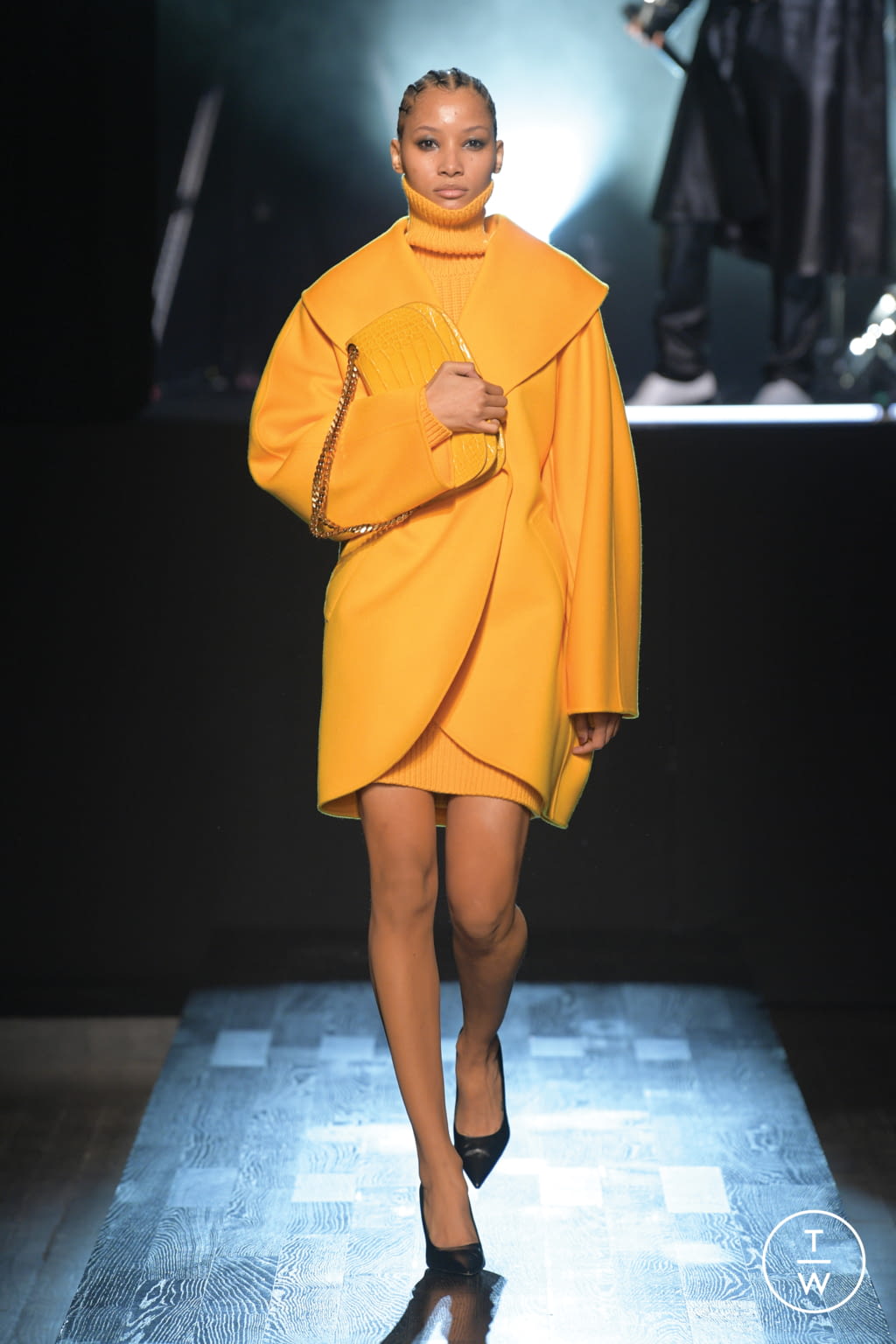 Fashion Week New York Fall/Winter 2022 look 27 de la collection Michael Kors Collection womenswear