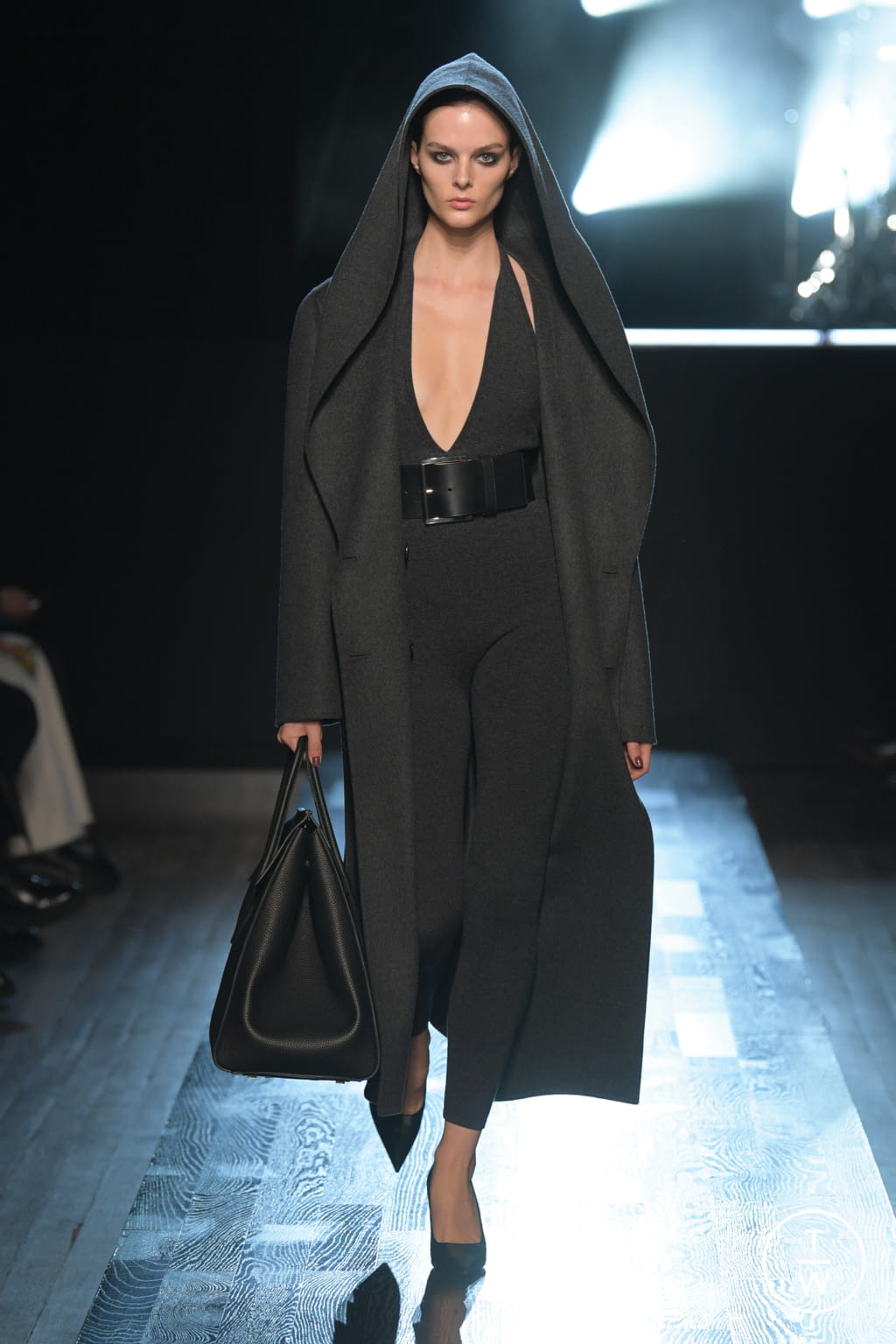 Fashion Week New York Fall/Winter 2022 look 33 de la collection Michael Kors Collection womenswear