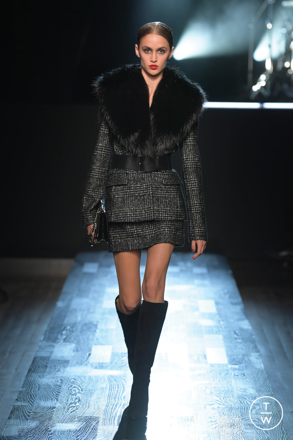 Fashion Week New York Fall/Winter 2022 look 41 de la collection Michael Kors Collection womenswear