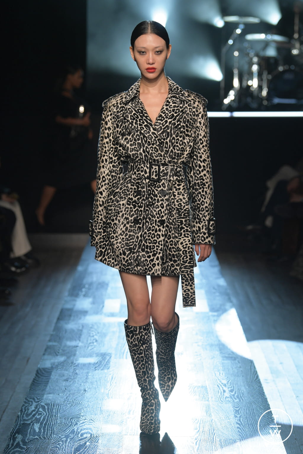 Fashion Week New York Fall/Winter 2022 look 44 from the Michael Kors Collection collection womenswear