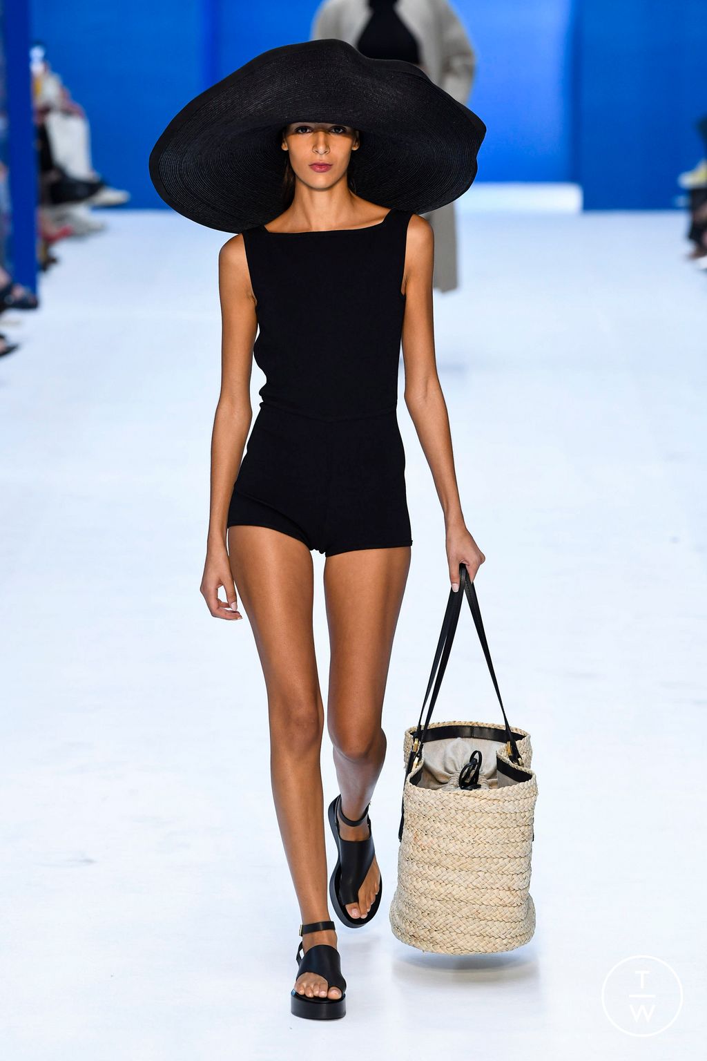 Fashion Week Milan Spring/Summer 2023 look 10 from the Max Mara collection womenswear