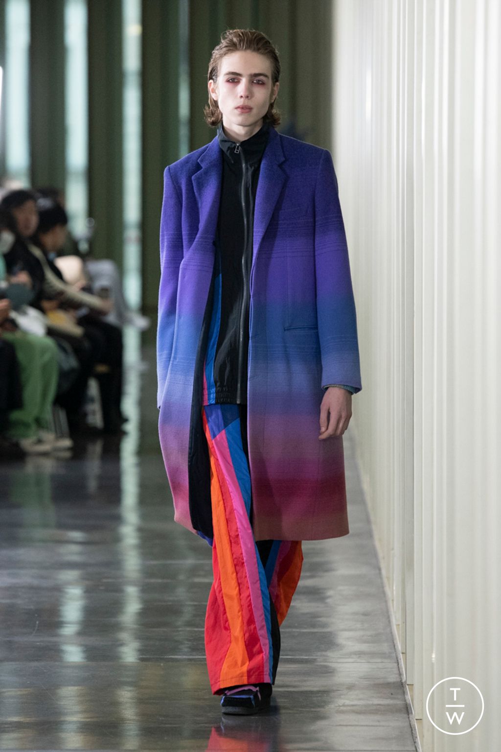 Fashion Week Paris Fall/Winter 2023 look 1 de la collection Facetasm menswear