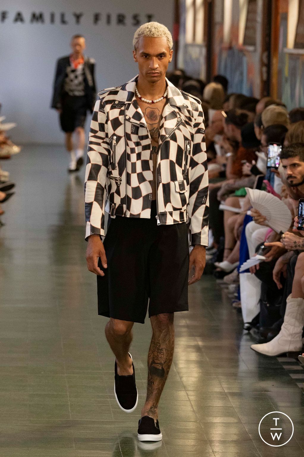 Fashion Week Milan Spring/Summer 2023 look 15 from the Family First collection menswear