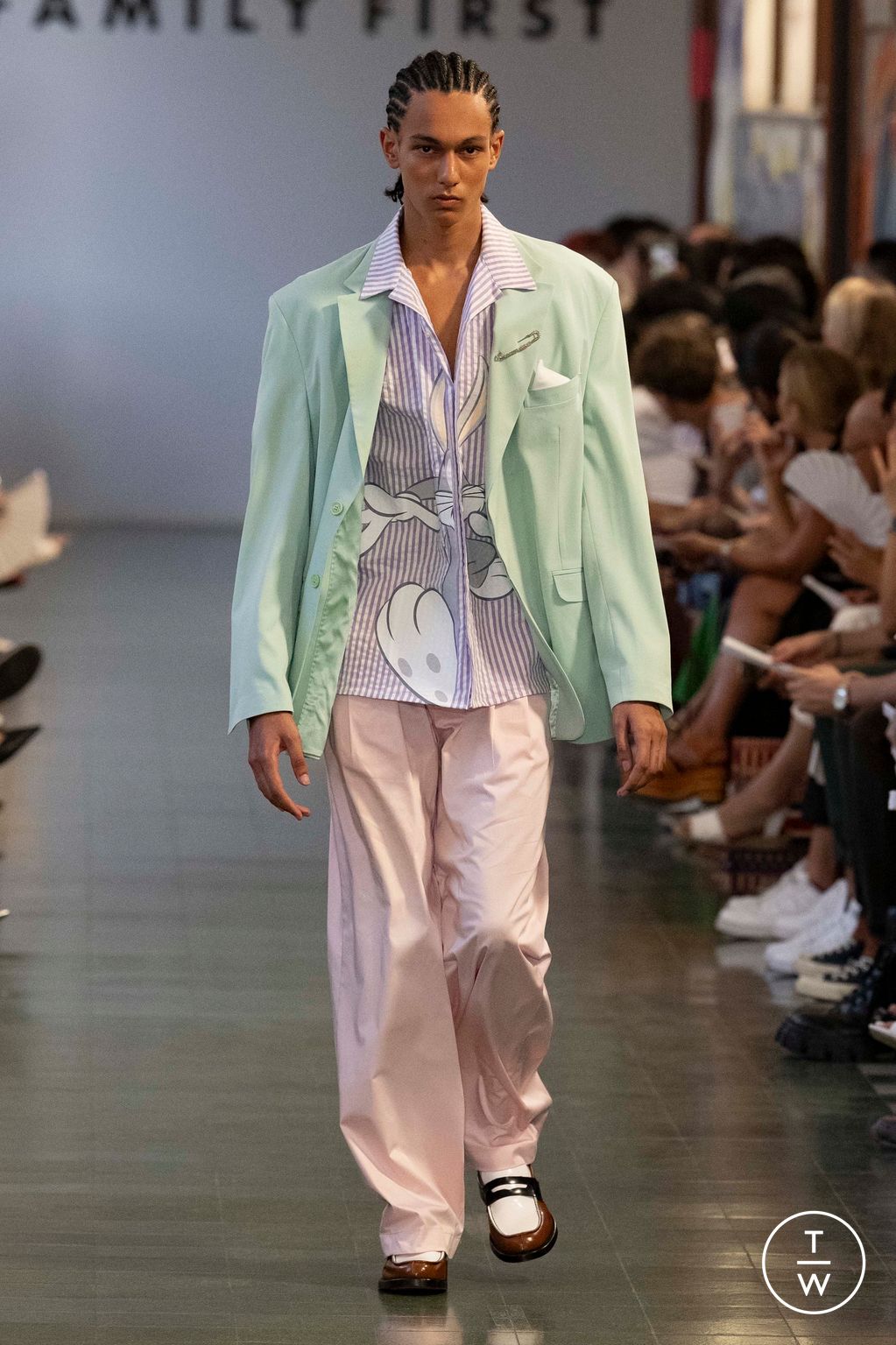 Fashion Week Milan Spring/Summer 2023 look 18 from the Family First collection menswear