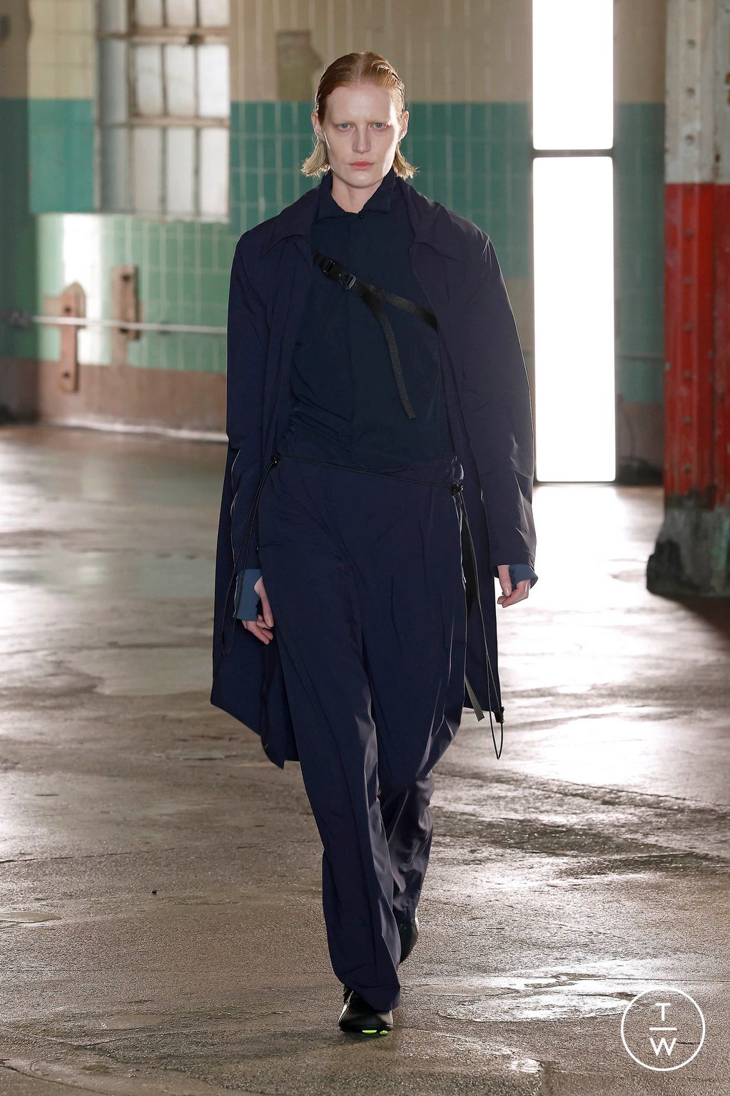 Fashion Week London Fall/Winter 2023 look 20 from the Fashion East collection 女装