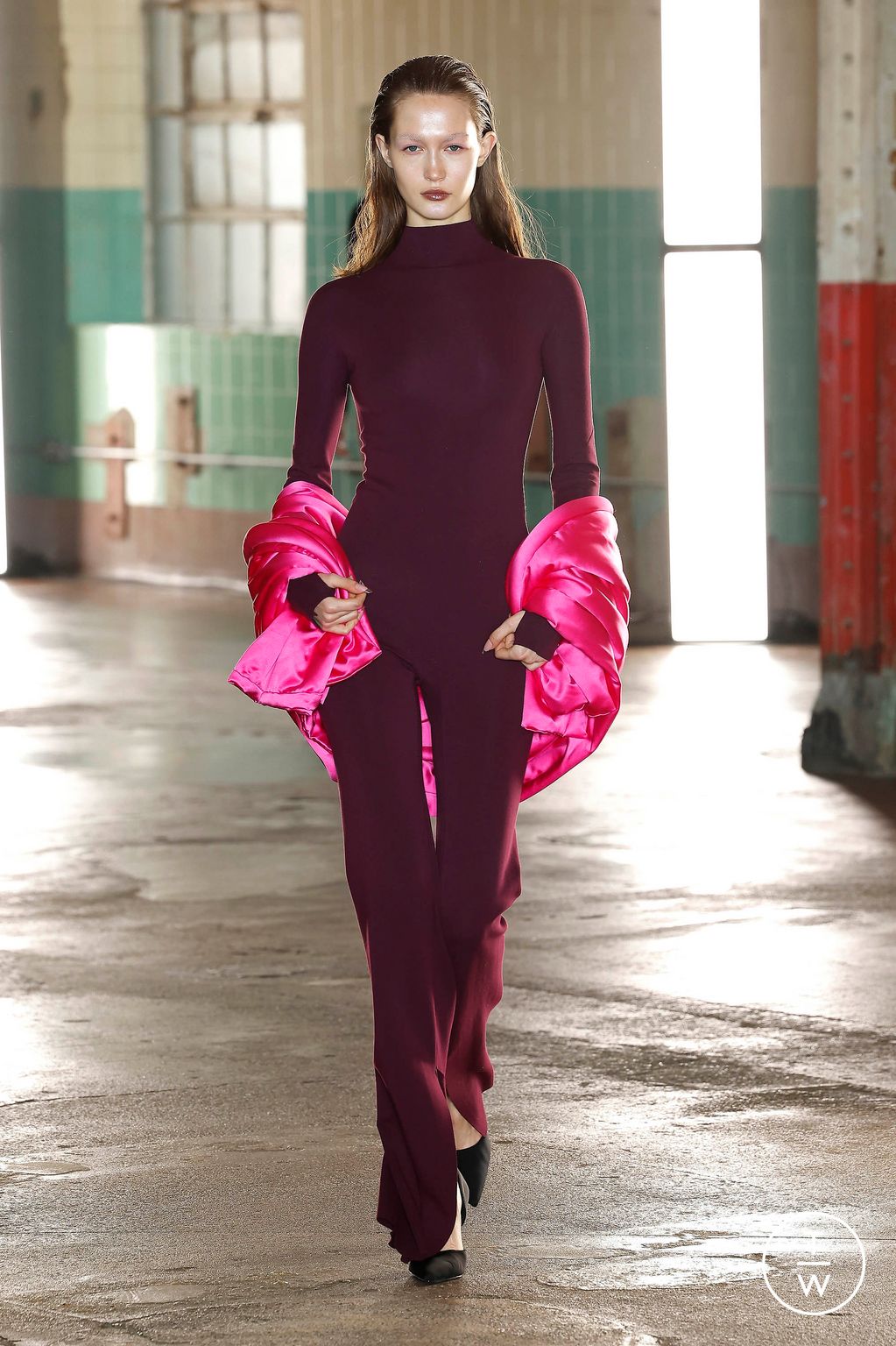 Fashion Week London Fall/Winter 2023 look 6 from the Fashion East collection 女装