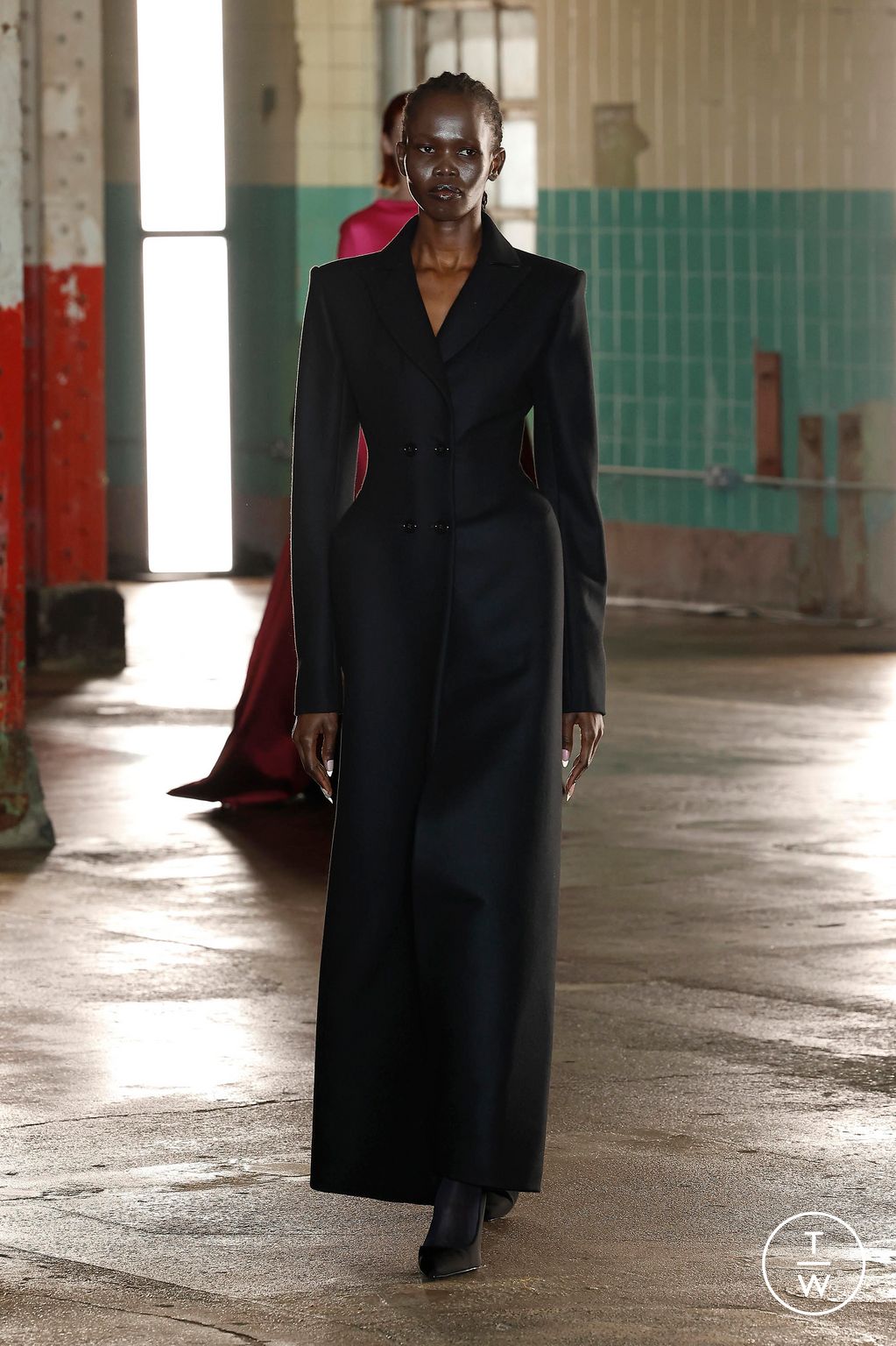 Fashion Week London Fall/Winter 2023 look 9 from the Fashion East collection womenswear