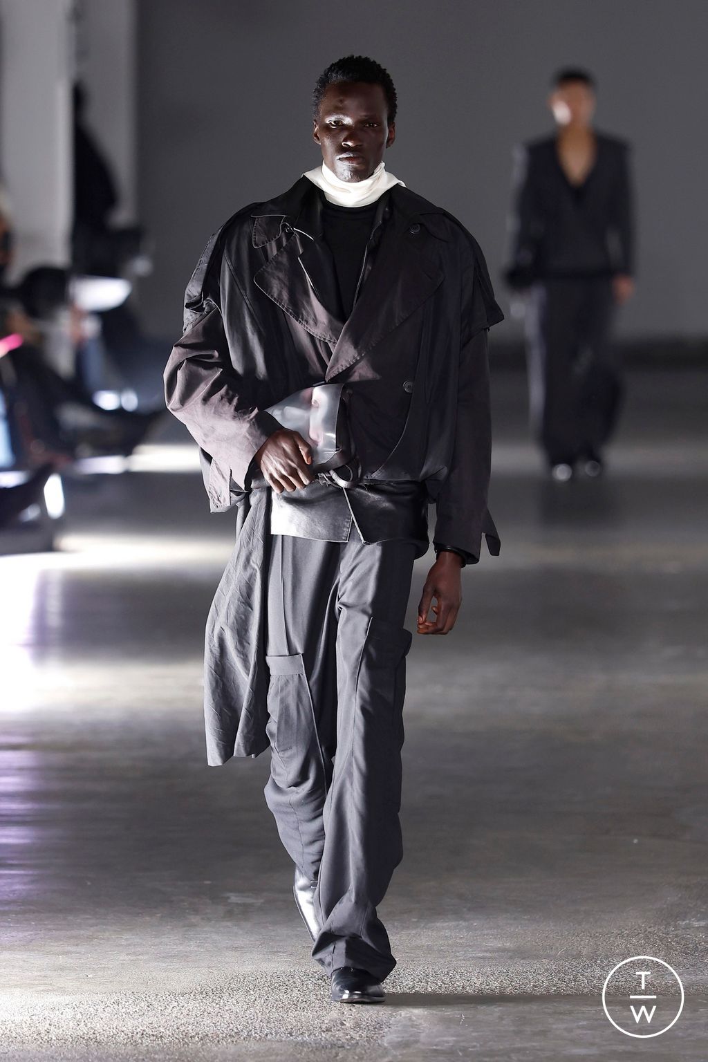 Fashion Week London Fall/Winter 2025 look 14 from the Fashion East collection 女装
