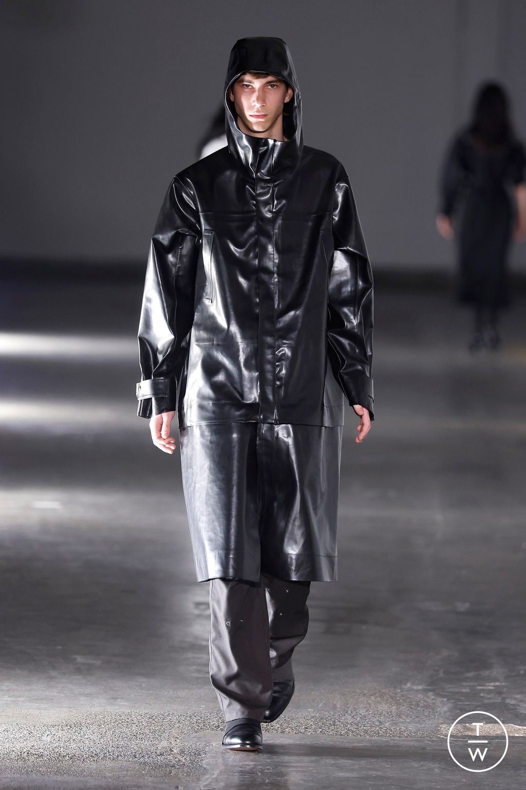 Fashion Week London Fall/Winter 2025 look 49 from the Fashion East collection womenswear