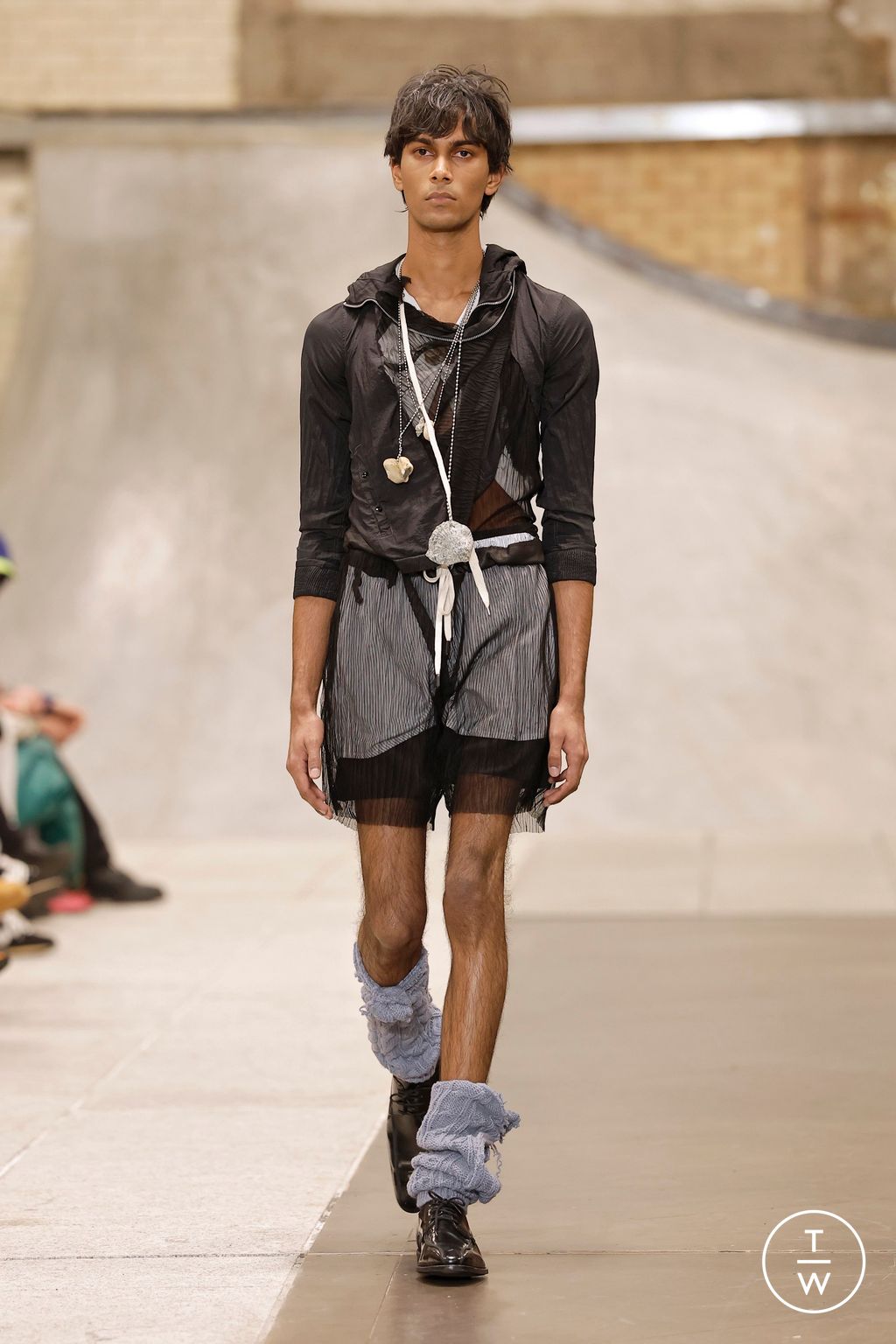 Fashion Week London Fall/Winter 2026 look 31 from the Fashion East collection 女装