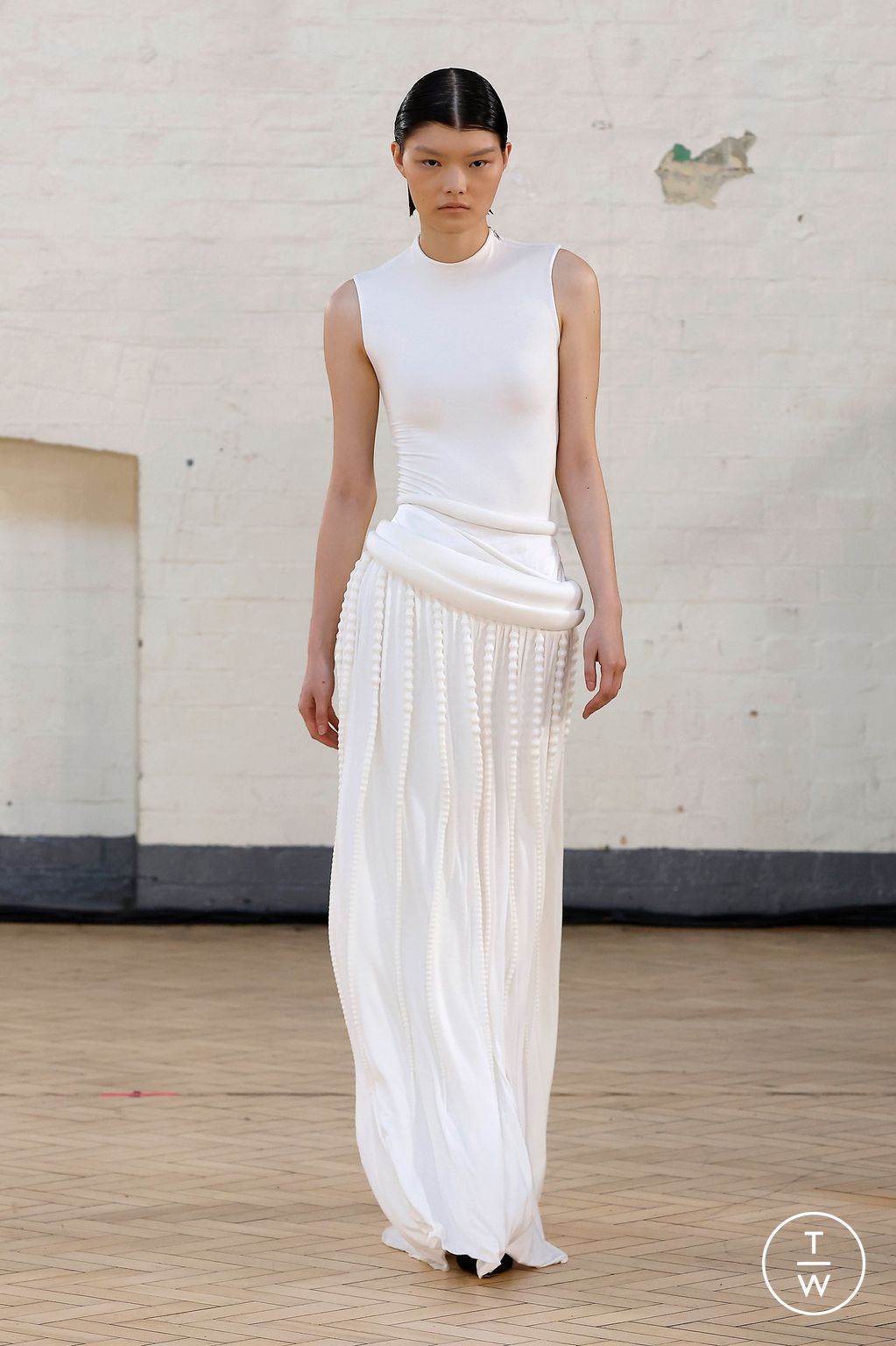 Fashion Week London Spring/Summer 2024 look 14 from the Fashion East collection womenswear